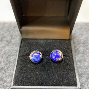 silver earring with Lapis Lazuli stone